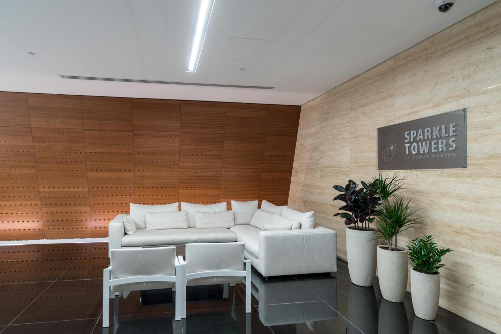 Icon Casa Living - Sparkle Tower 1 Dubai Exterior foto